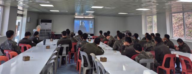 31사단 동구서구예비군훈련장 일반 병사 대상 보고듣고말하기 자살예방교육