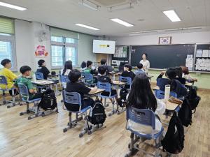일곡초등학교 6학년 학생 ..